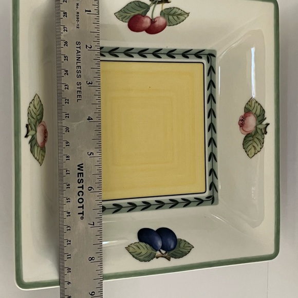 VILLEROY and BOCH French Garden Fleurence Salad or Serving Plate - Picture 3 of 6